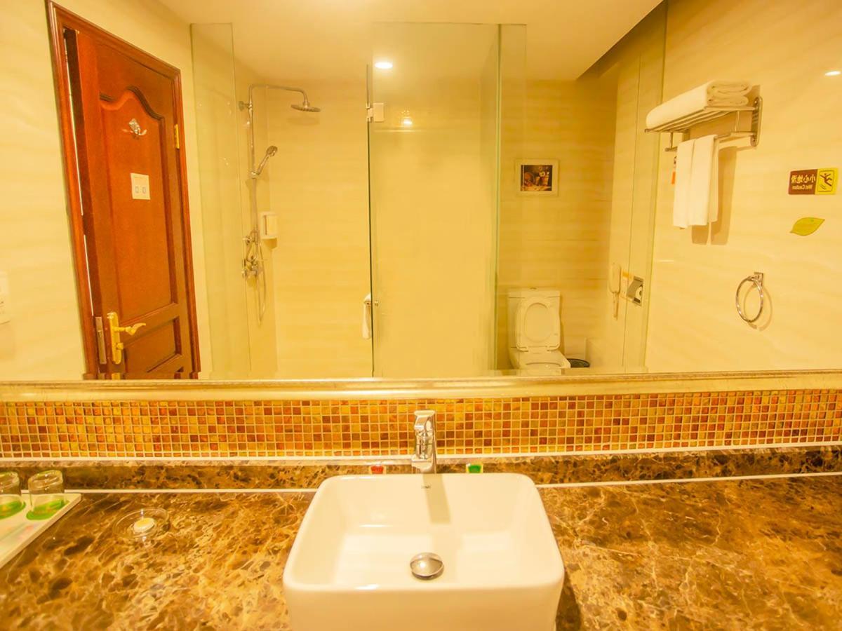 Vienna Hotel Shenzhen Songgang Liye Road Exterior foto